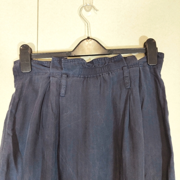 Seen Worn Kept Blue Skirt Size UK 10 Midi Paper Bag Waist Button up Pleated - Picture 5 of 8